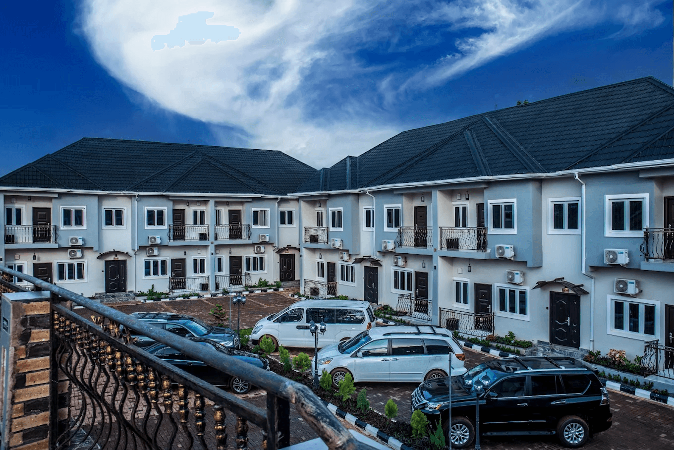 EKULU APARTMENTS - Main Photo 1