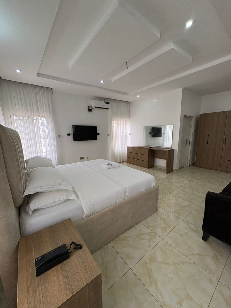 Newcamp Hotel and Apartments - Main Photo 1