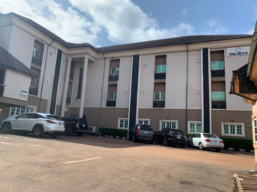 Ritz Carinton Suites - Main Photo 1