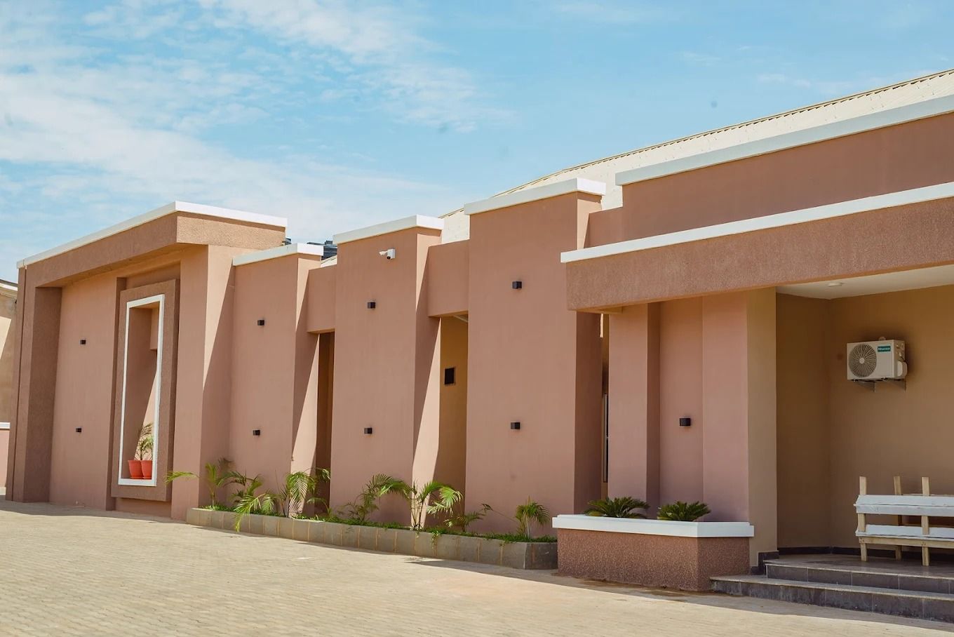 The Evolution Hotel - Main Photo 1